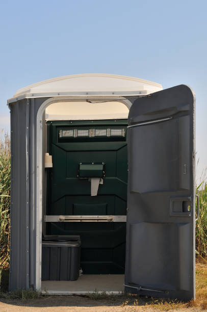 Portable Toilet Options We Offer in East St Louis, IL